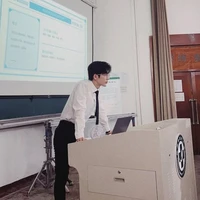 Thầy Tổng Phụ Trách