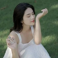 ny Khang ( Hoàng Linh )