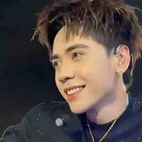 Lê Quang Hùng 