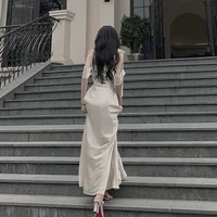 mẹ anh