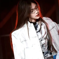Viên Nhất Kỳ [cô]