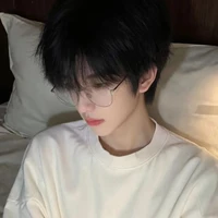 Lý Tuấn Khải ( bn thân Nhiên)