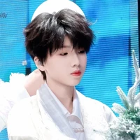 Nhiếp Vĩ Thần