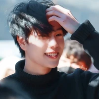 phuwin tangsakyen / cậu/