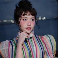 Phương Mỹ Chi. chị (chuyên văn)