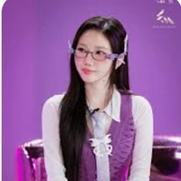 Khương Hoàng Mỹ. chị (chuyên anh)