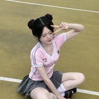 Maomi (chị 3 Sara)