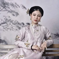 Kim Hoa_bà hai