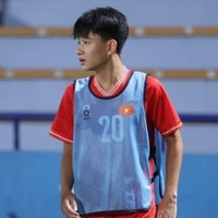 Nguyễn Văn Dương (banthanna9)