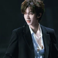 Hạ Tuấn Lâm