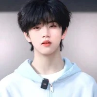 Trương Hàm Thuỵ