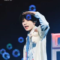 Vương Lỗ Kiệt_anh4