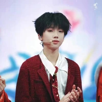 Nhiếp Vị Thần_anh7