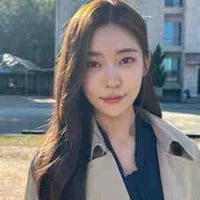 Song Ji Woo 