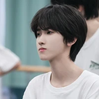 Tả Kỳ Hàm/em²/
