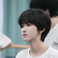 Tả Kỳ Hàm