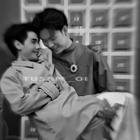 con tg lên cơn hướng nội