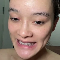 bành nhung xinh đẹp