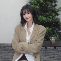 Grace 17 tuổi