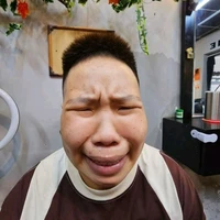 Con t/g khùng lồn