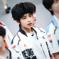 Vương lỗ kiệt/ gã / 