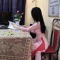  Cô Nguyệt giáo viên 