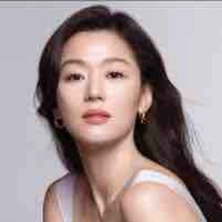 Lee Hyeja - mẹ Nàng