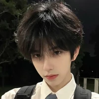 Giá trần Minh Luận