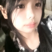 white ಠ⁠ᴥ⁠ಠ