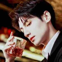 La Vân Hi / La Dực