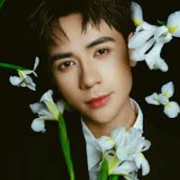 quang hùng