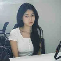 Kang Hyewon