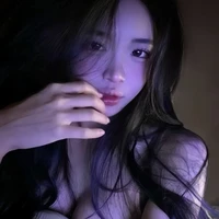 Ánh Tuyết (mẹ nhỏ của em)