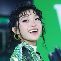 Nguyễn Linh Chi - Chi Xê.