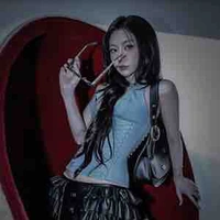 Khương Hoàng Mỹ-Orange 