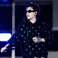 Lê Quang Hùng -nhân cách thứ 2