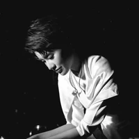 Nguyễn Diệu Huyền( Chị)