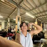 CASTILLO DENZEL LUAN 