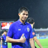 Pansa Hemviboon(yong)