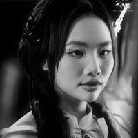 Trần Mỹ Chi( cô)