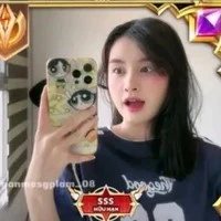 huyền trang chị six cảnh sát
