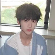 Tả Kỳ Hàm_cậu