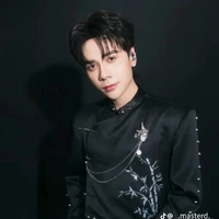 Hùng ( Quang hùng Materd )