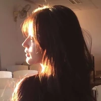 Mẹ anh
