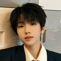 Nhiếp Vĩ Thần