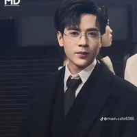 Hùng
