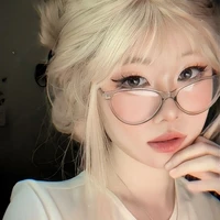 Phuơng Mỹ Hạ _ cô chủ nhiệm _ny: cậu nu9