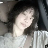 [ Park Gyu-young - Lớp trưởng ]