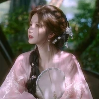 Kim Liên