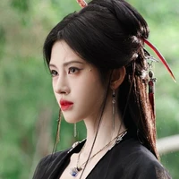 Hoàng Đan Vy • Huyên Khuynh Quận Chúa